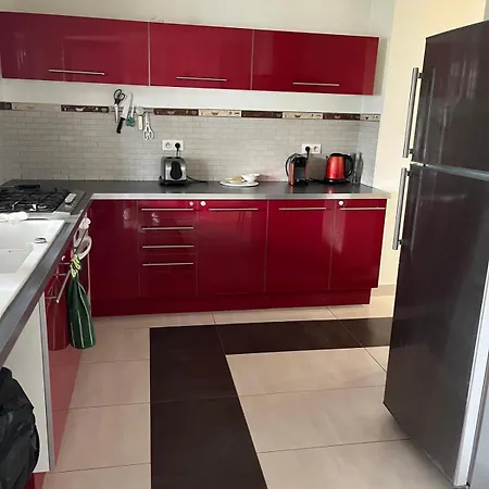 Bed & Breakfast De Joy Argenteuil